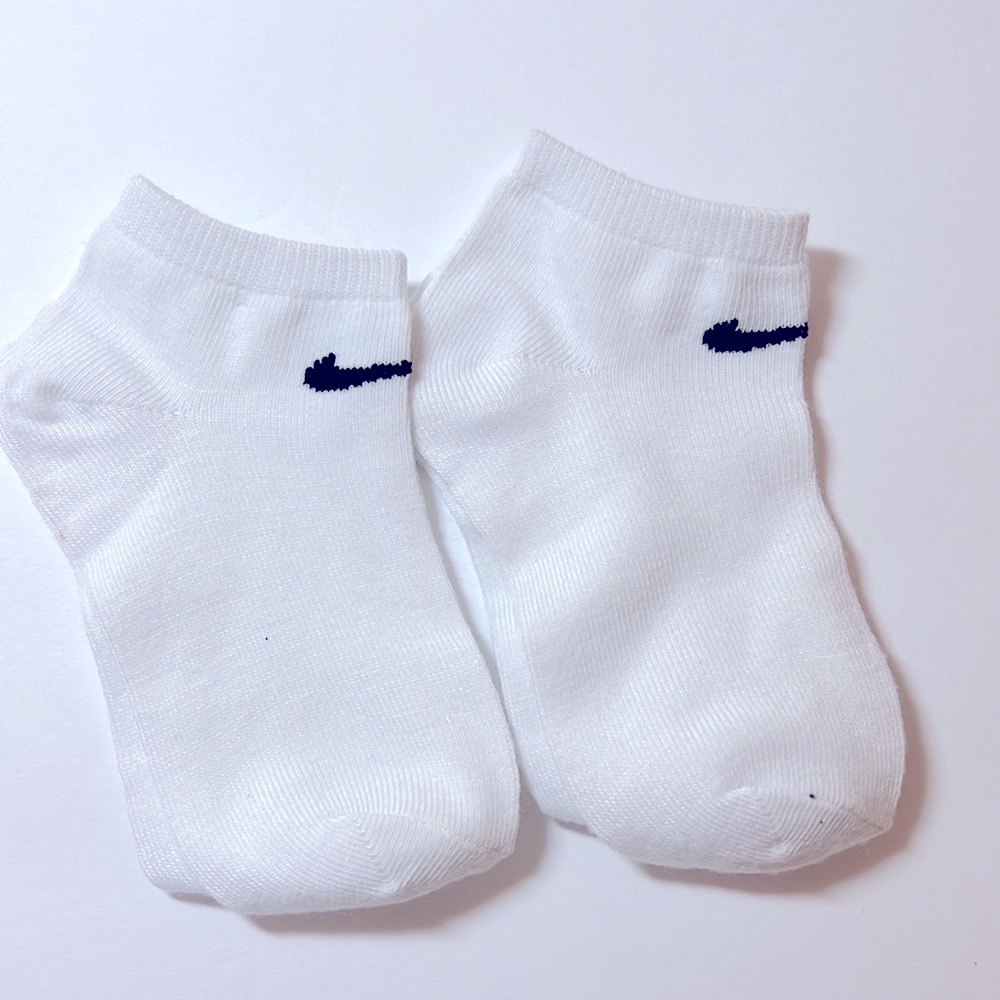 2 pair Nike Kids Logo Socks (Infant/toddler) White 12-24 Months